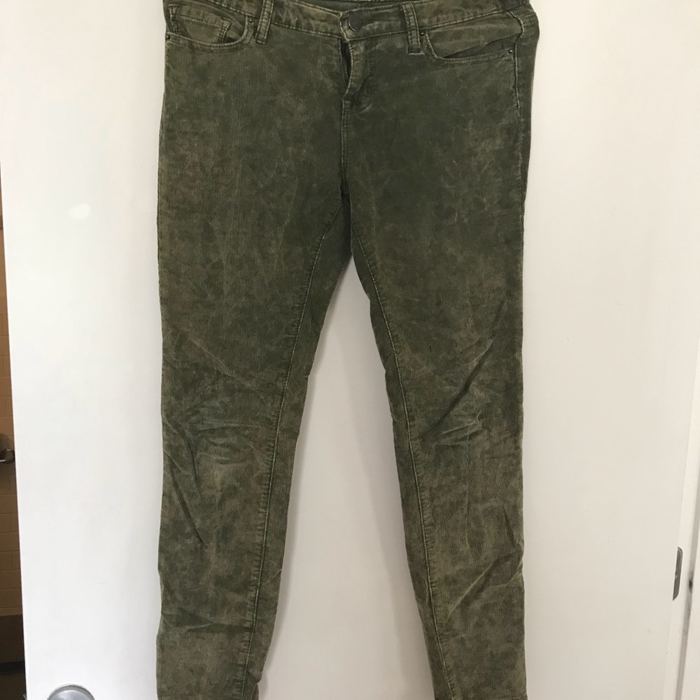 Green urban outfitters jeans